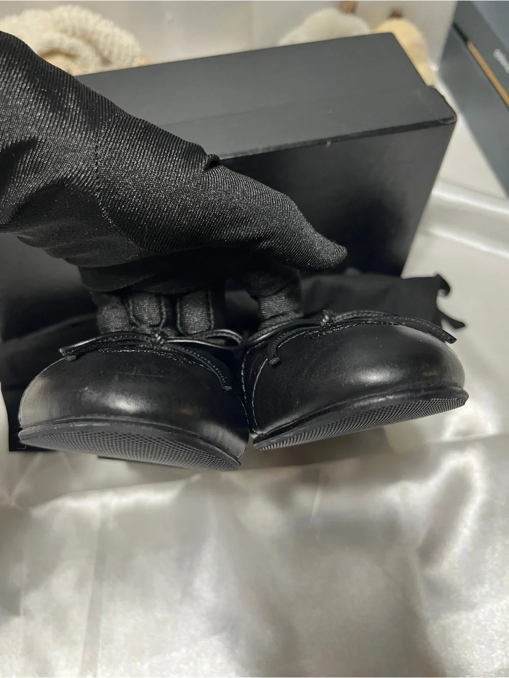 CHANEL Black Quilted Ballet Flats with CC Logo